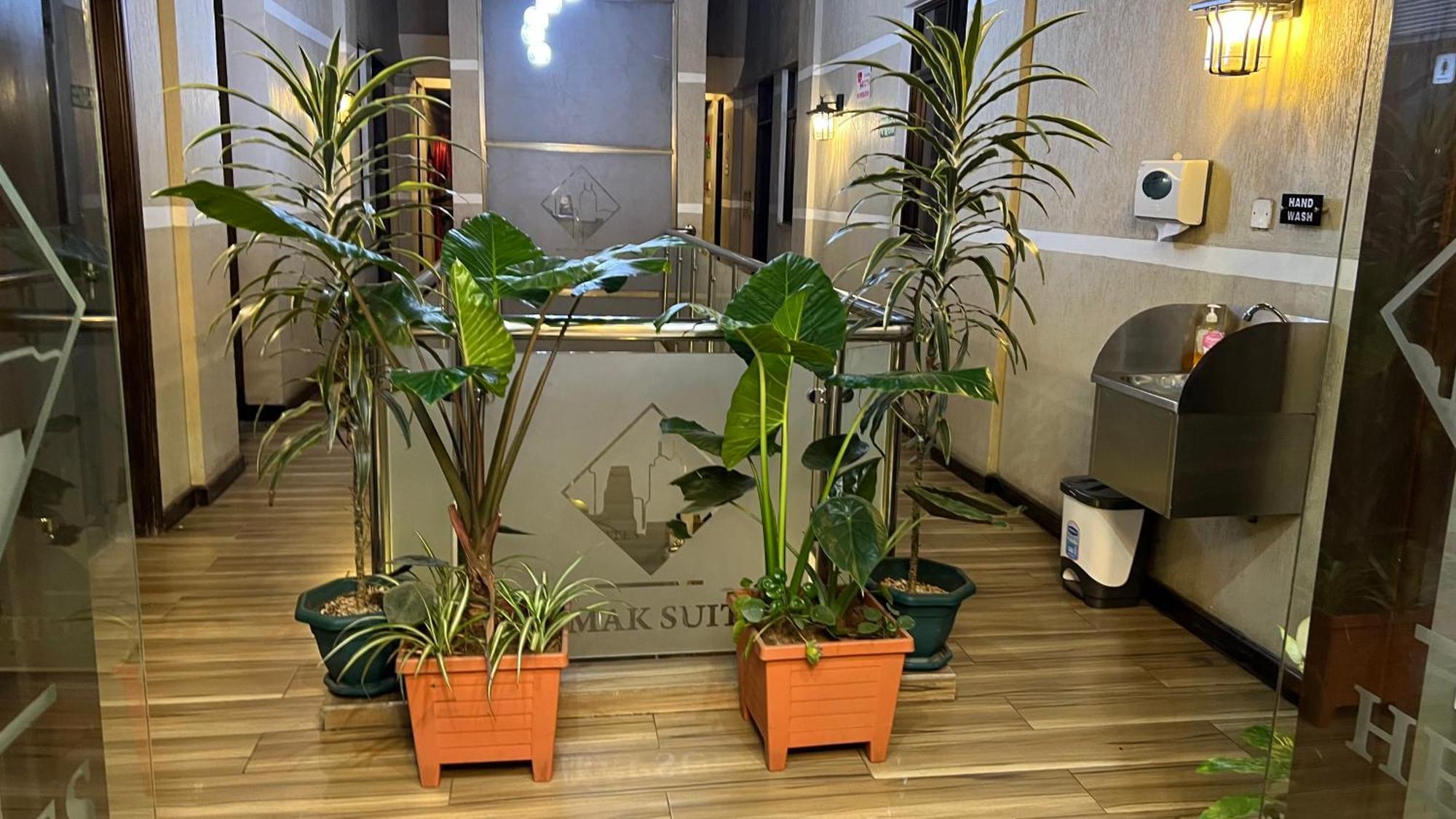 Hemak Suites Hotel Nairobi Kültér fotó