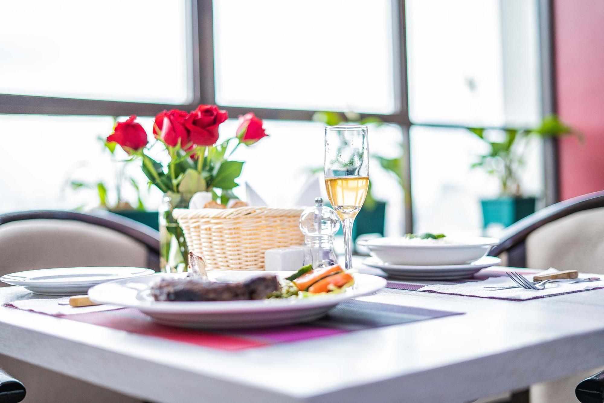 Hemak Suites Hotel Nairobi Kültér fotó