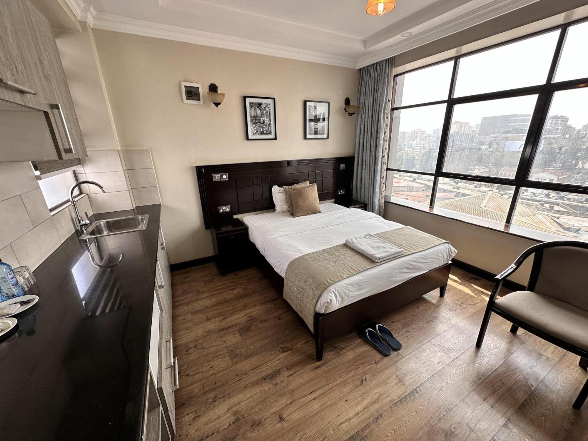 Hemak Suites Hotel Nairobi Kültér fotó