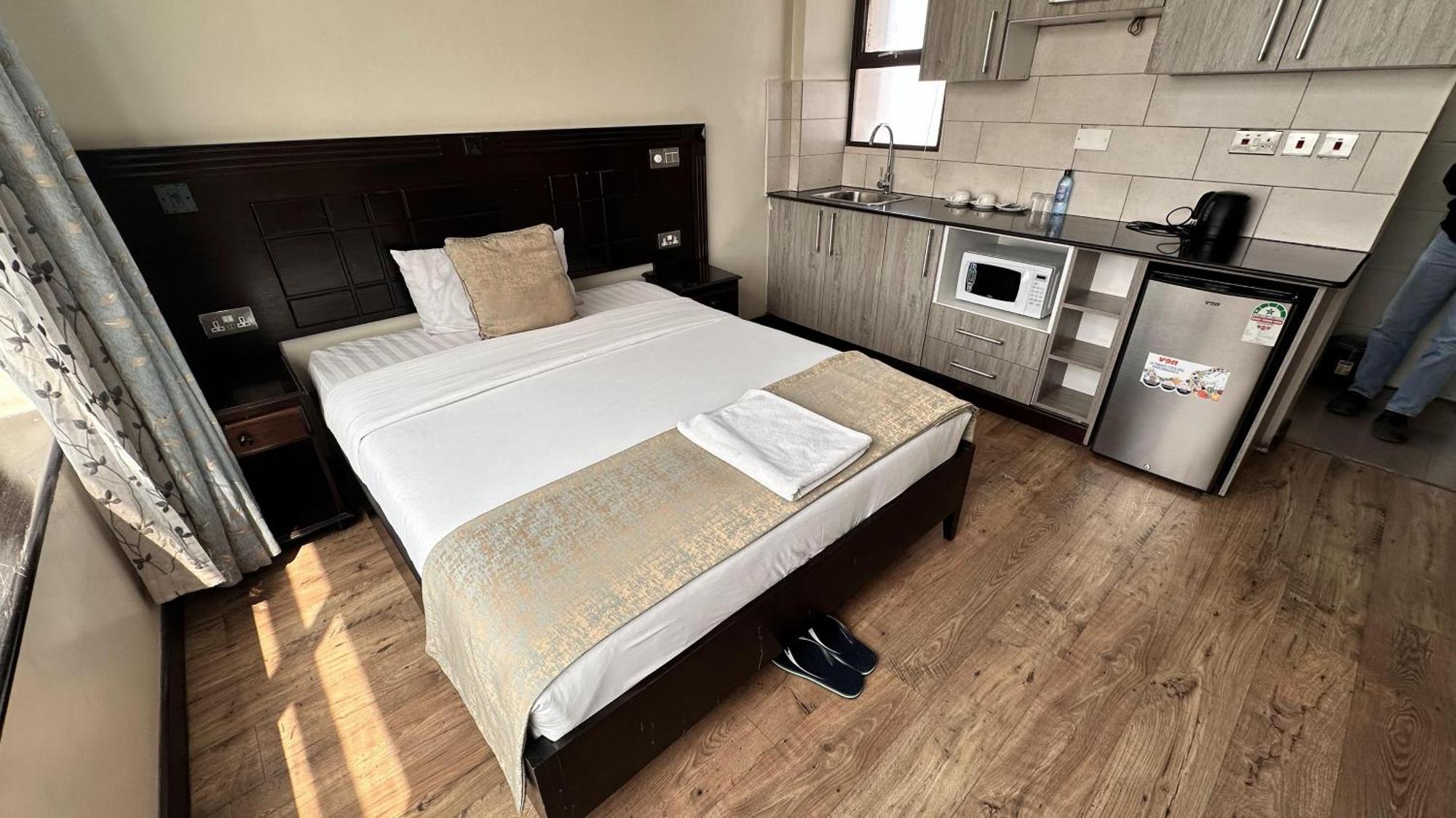 Hemak Suites Hotel Nairobi Kültér fotó